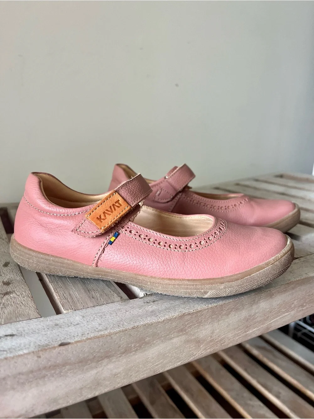Kavat Pink Leather Mary Jane Shoes EU 31 Swedish Minimalist Kids Flats